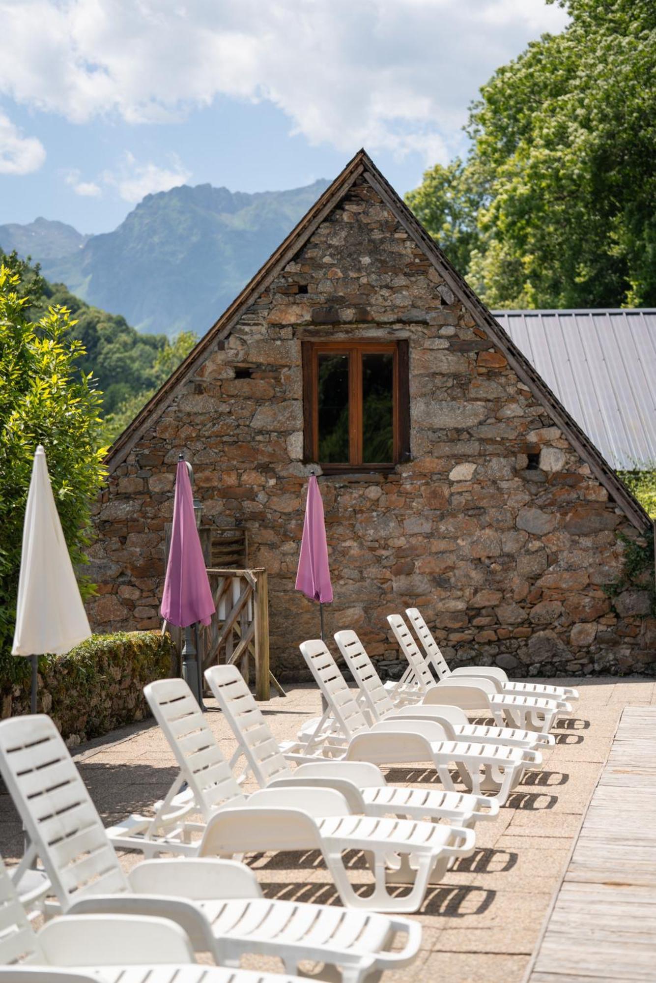 Domaine De Ramonjuan Hotel Bagneres-de-Bigorre Exterior photo