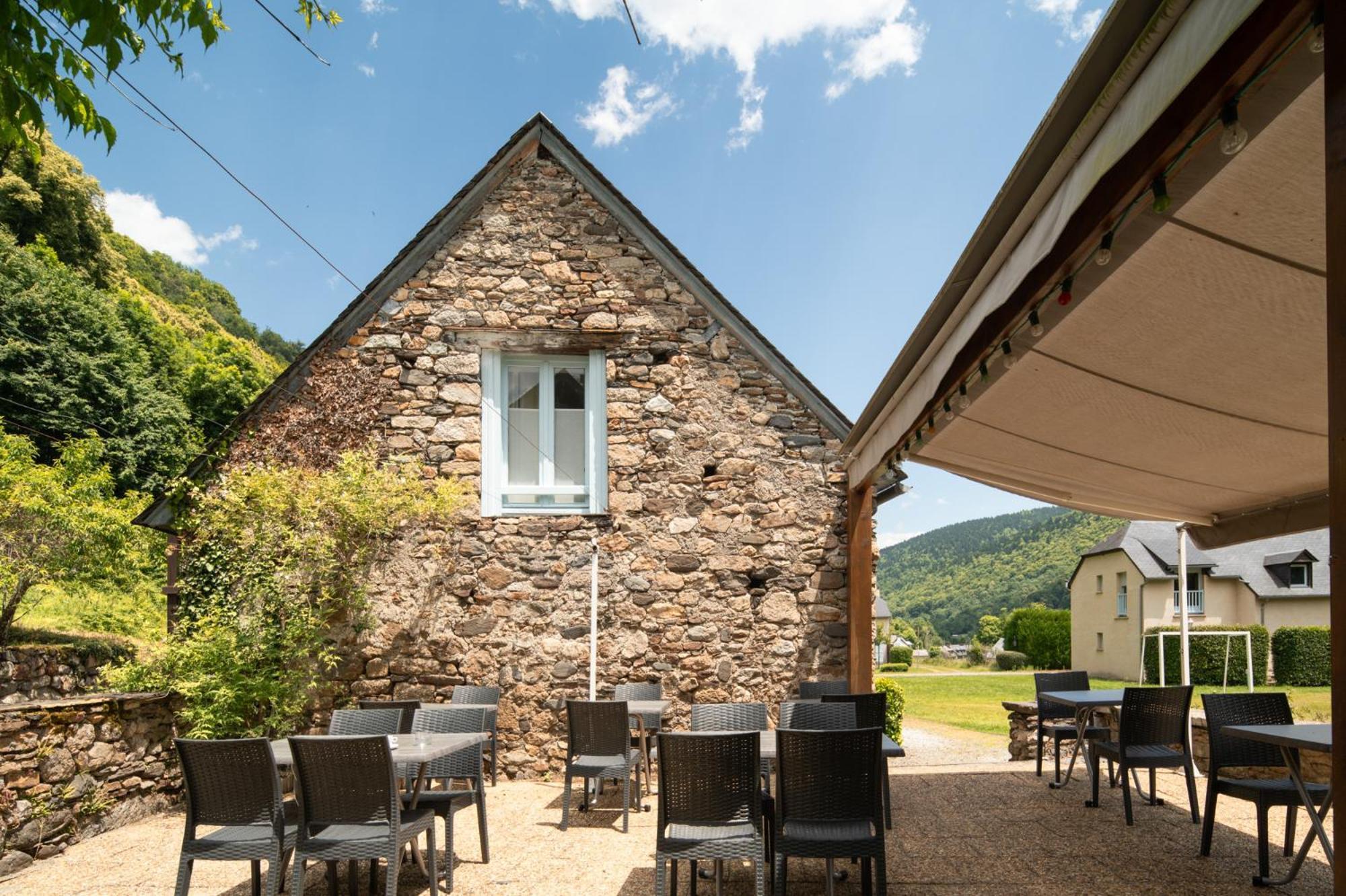 Domaine De Ramonjuan Hotel Bagneres-de-Bigorre Exterior photo