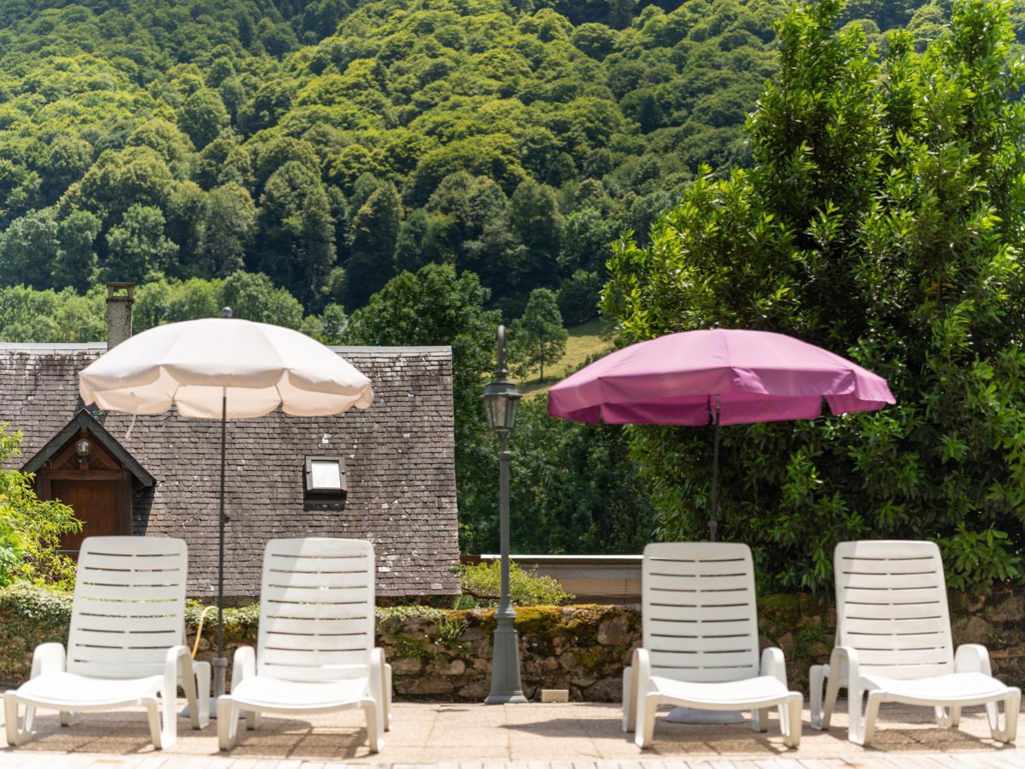 Domaine De Ramonjuan Hotel Bagneres-de-Bigorre Exterior photo